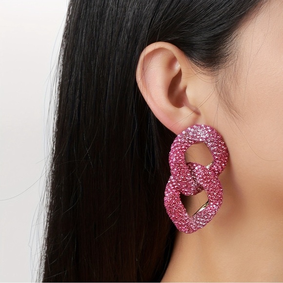 NWT Pink Crystal Oversized Pink Ombre Earrings - Picture 1 of 4